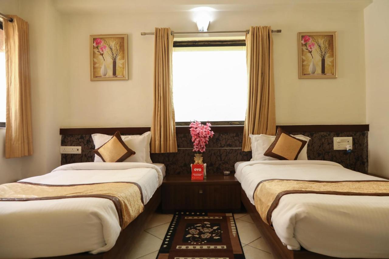 Oyo 10943 Hotel Plus Corporate Khapa  Kültér fotó