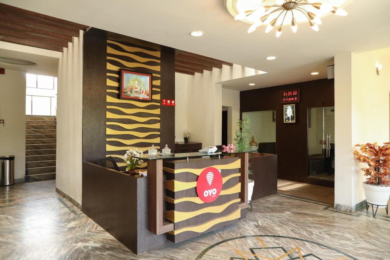 Oyo 10943 Hotel Plus Corporate Khapa  Kültér fotó
