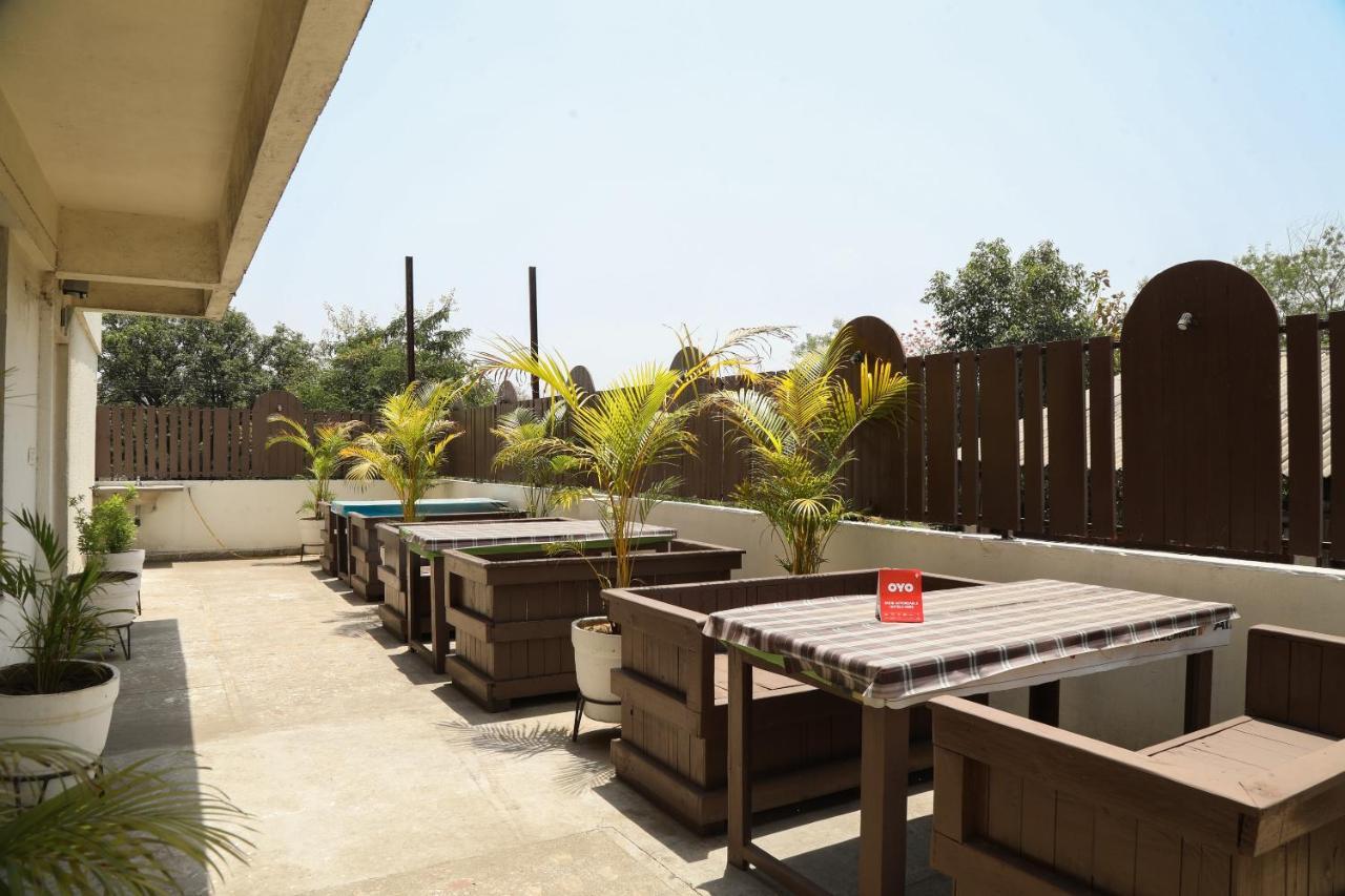 Oyo 10943 Hotel Plus Corporate Khapa  Kültér fotó